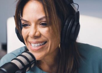 Veronica Figuero the CEO, Team Leader, Coach, Speaker, Real Estate Influencer That Will Change Your Outlook On Whats Possible