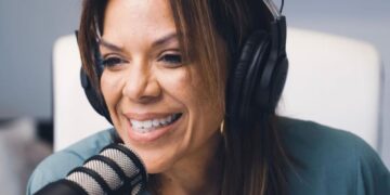 Veronica Figuero the CEO, Team Leader, Coach, Speaker, Real Estate Influencer That Will Change Your Outlook On Whats Possible