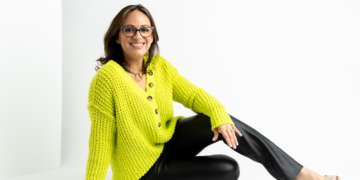 Enlightening lives with her compelling writing, author Rosa L. Antonini gears up to release her book’s workbook/planner and Spanish version