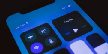 IT’S A Hidden Only recently have people begun to understand that the iPhone contains a number of secret codes that unlock additional capabilities.