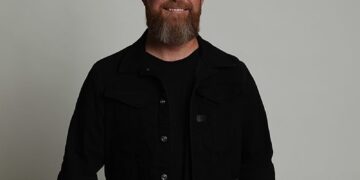 Pastor Travis Hearn Helps People in the Thousands Get on the Right Path so They Can Live Their Best Lived