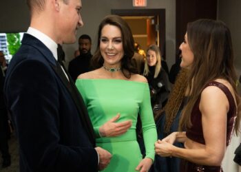 Ellie Goulding, who sang at their wedding, rejoins Prince William and Kate Middleton