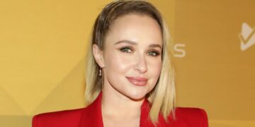 Vanity Fair Oscars After-Party 2023 Red Carpet Fashion: See Every Look as the Stars Arrive